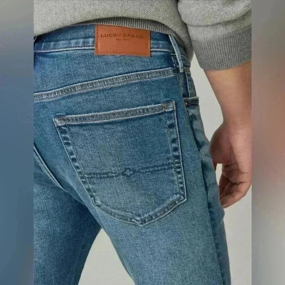 LUCKY BRAND 110 Slim Advanced Stretch - NWT - Size 30x32 - Picture 5 of 12